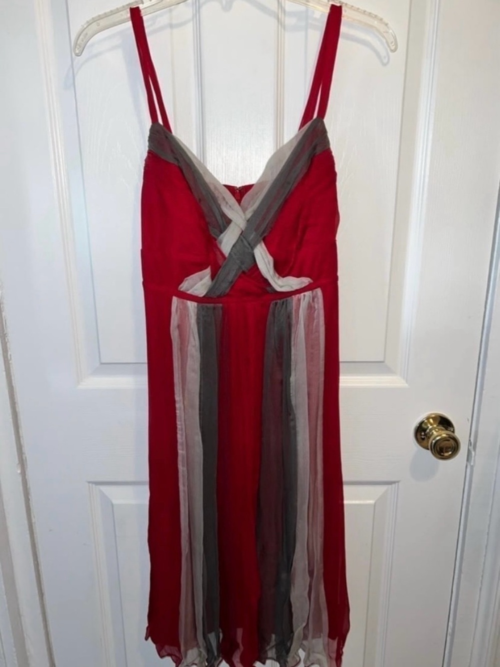 Women’s 10 Red Chiffon Midi Dress